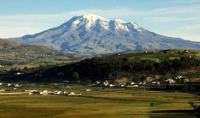 Dünyanın merkezinden en uzak nokta - Chimborazo Dağı