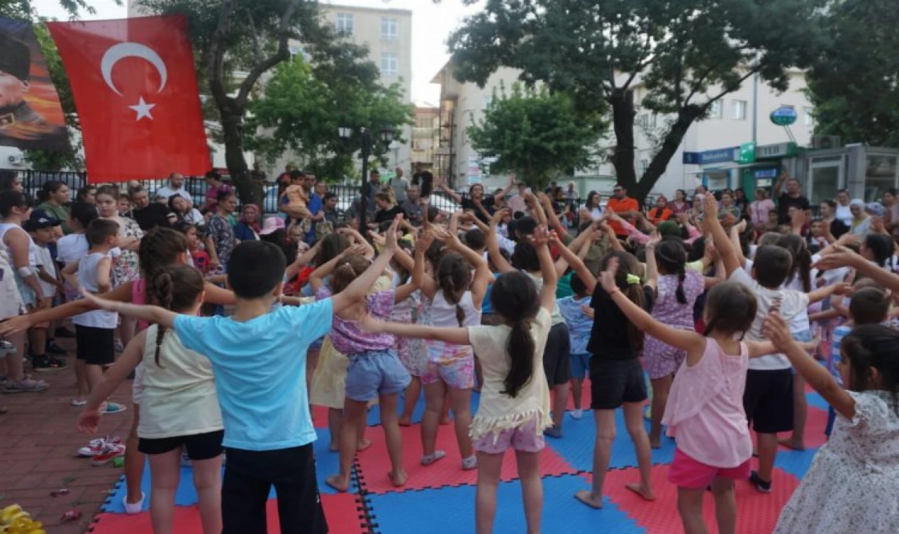 Uzunköprü’de çocuk şenliği coşkusu yaşanıyor