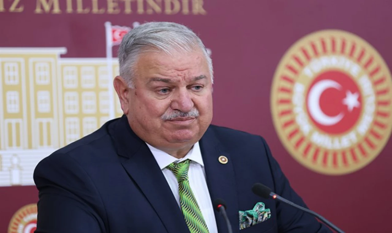 Yeniden Refahlı Milletvekili Bekin’den ’ekümenik’ eleştiri!