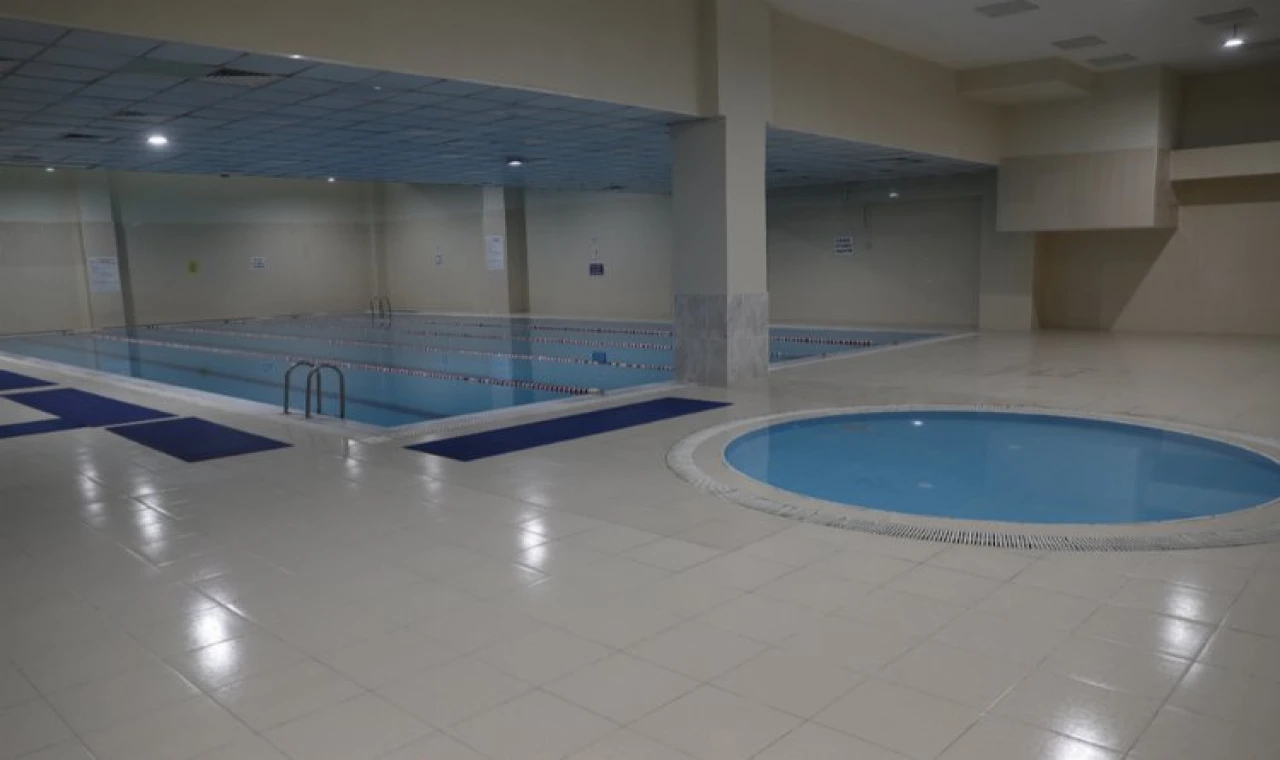 Sivas’ta kadınlara özel havuzda yenileme