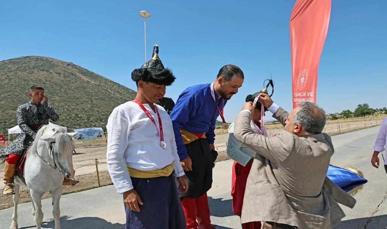 Kayseri Talas’ta Atlı Okçuluk heyecanı