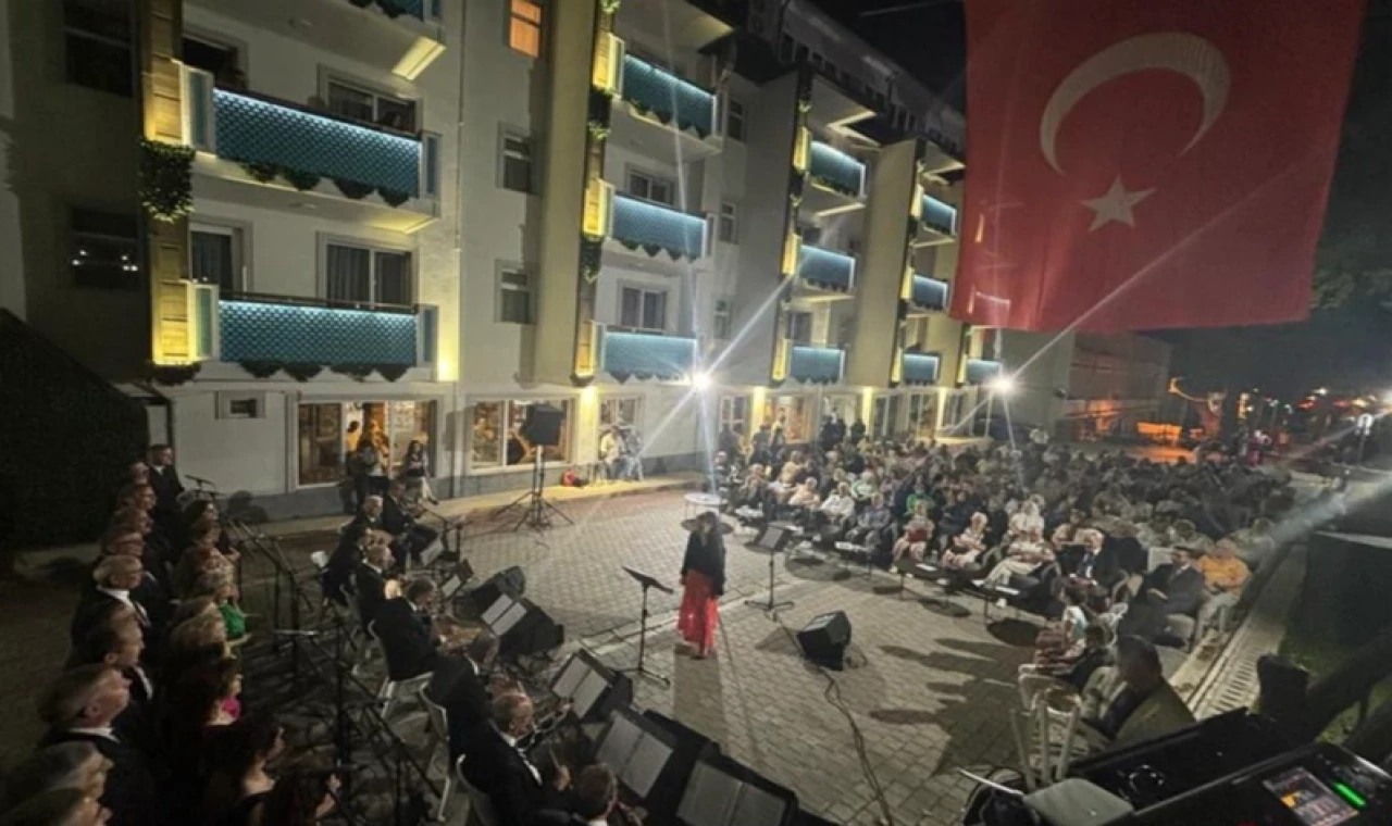 Oylat’ta unutulmaz musiki gecesi