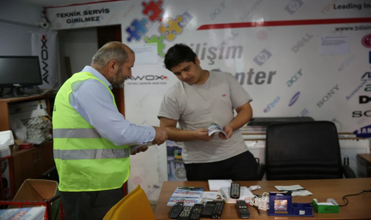 Kocaeli İnönü Caddesi esnafına bilgilendirme