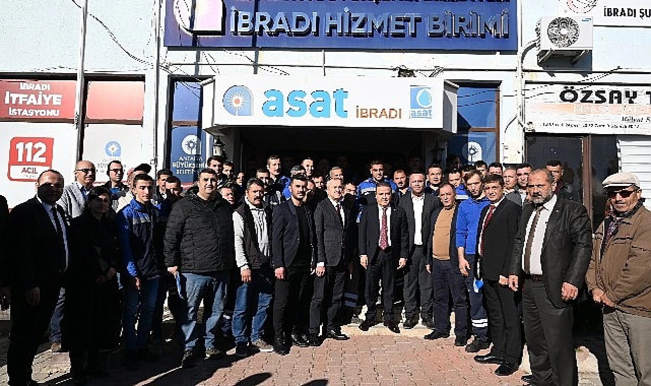 Antalya Büyükşehir Belediye Başkanı Muhittin Böcek, İbradı, Akseki ve Gündoğmuş ilçelerini ziyaret ederek, vatandaşlarla bir araya geldi.