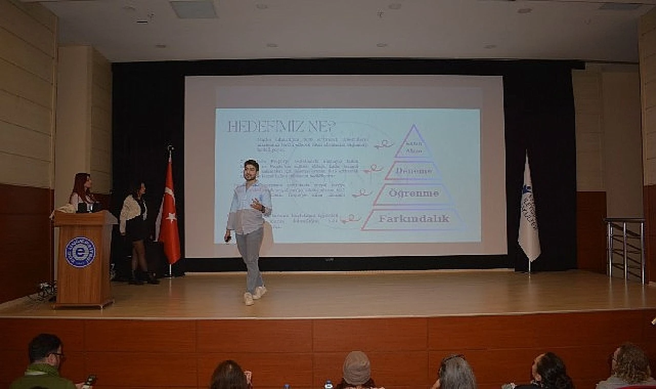 EÜ İletişim Fakültesi Reklamcılık Bölümü öğrencileri bitirme projelerini sundular