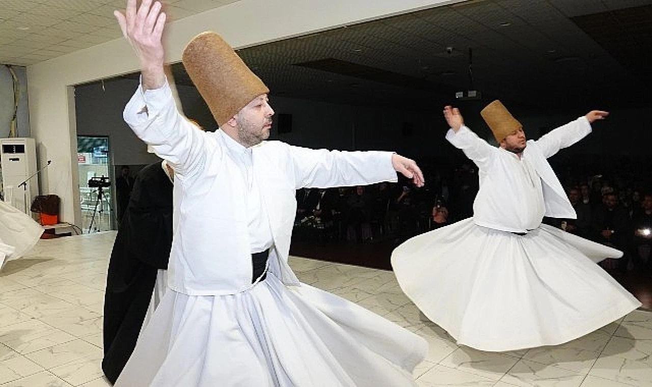 Program Kur’an-ı Kerim tilaveti ile başladı.