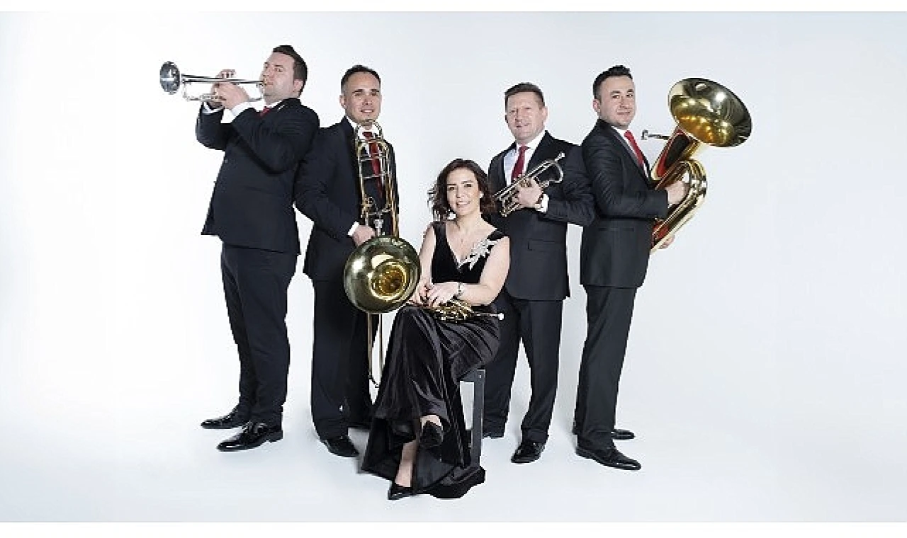 Türkiye’nin ilk ve en uzun soluklu bakır nefesliler beşlisi Golden Horn Brass, zengin repertuvarıyla 25 Ocak Cumartesi günü Borusan Müzik Evi’nde müzikseverlerle buluşuyor.