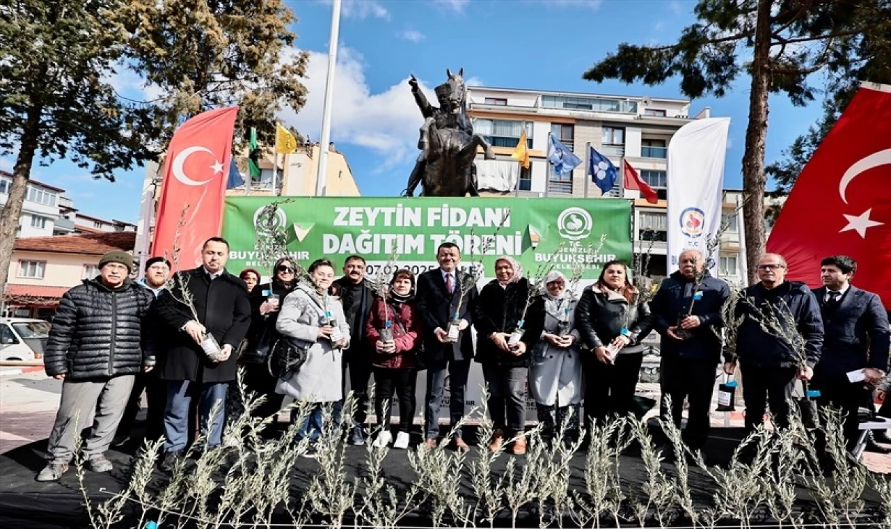 46 bin 595 zeytin fidanını üreticilerle buluşturuyor.