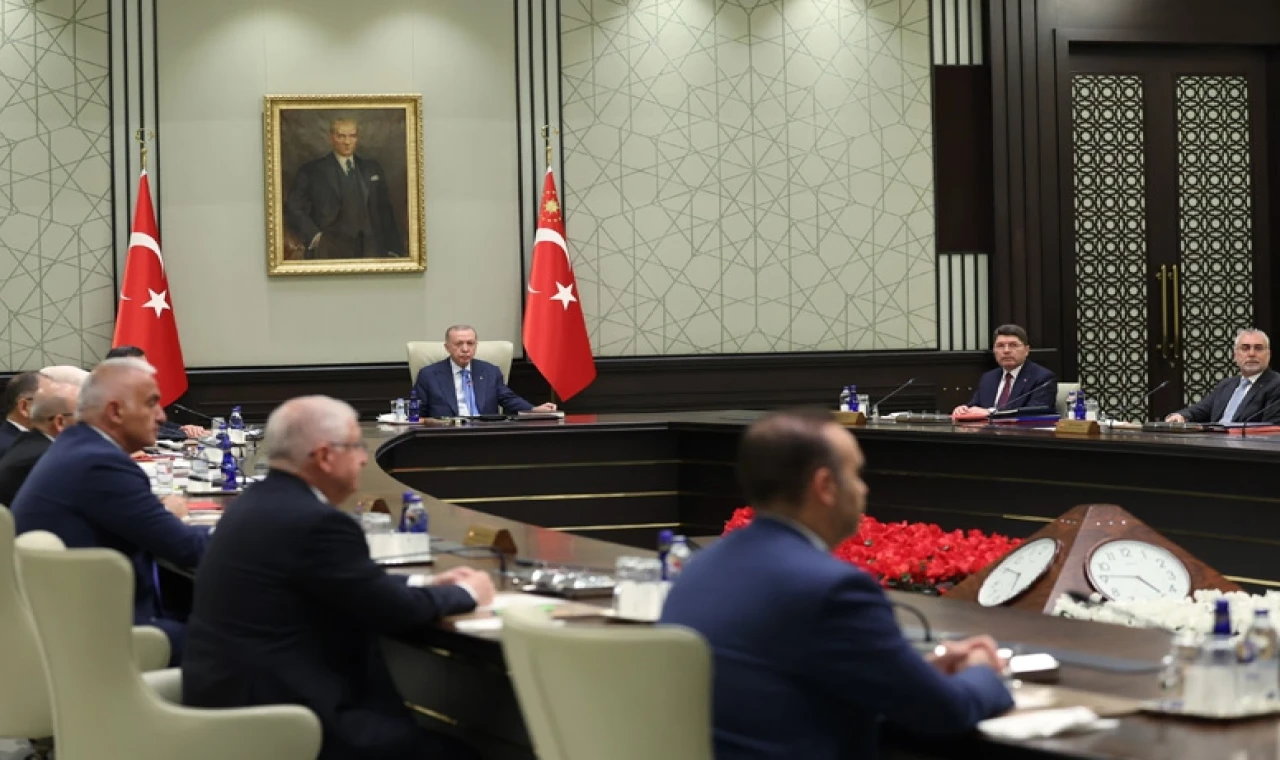 Cumhurbaşkanlığı Kabinesi, bugün Cumhurbaşkanı Recep Tayyip Erdoğan'ın başkanlığında toplanacak.