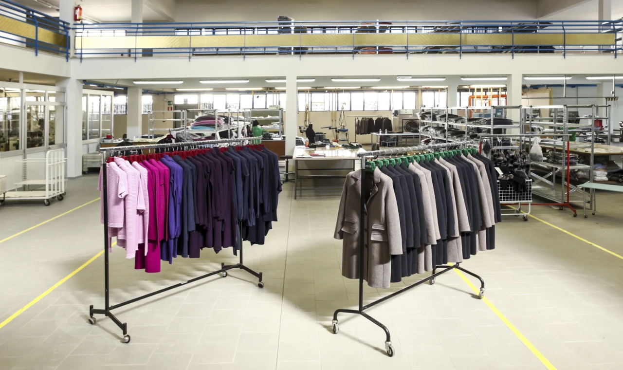 dünyanın en önemli moda merkezlerinden biri olan Fransa’ya ihracatını artırmak için Paris yolcusu.