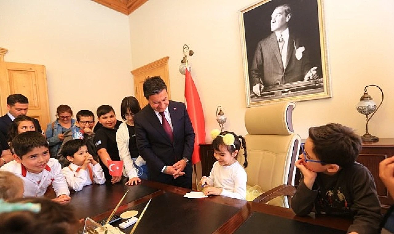 Muğla Büyükşehir Belediyesinin Eğitim Desteğini Sürdürmeye kararlı