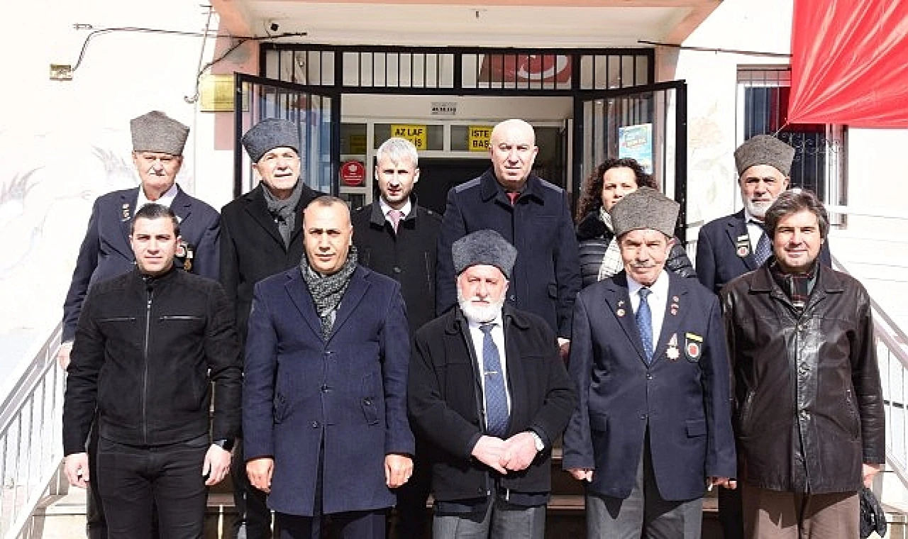 protokol üyelerinin katılımıyla gerçekleştirilen anlamlı törenle yaşatıldı. 