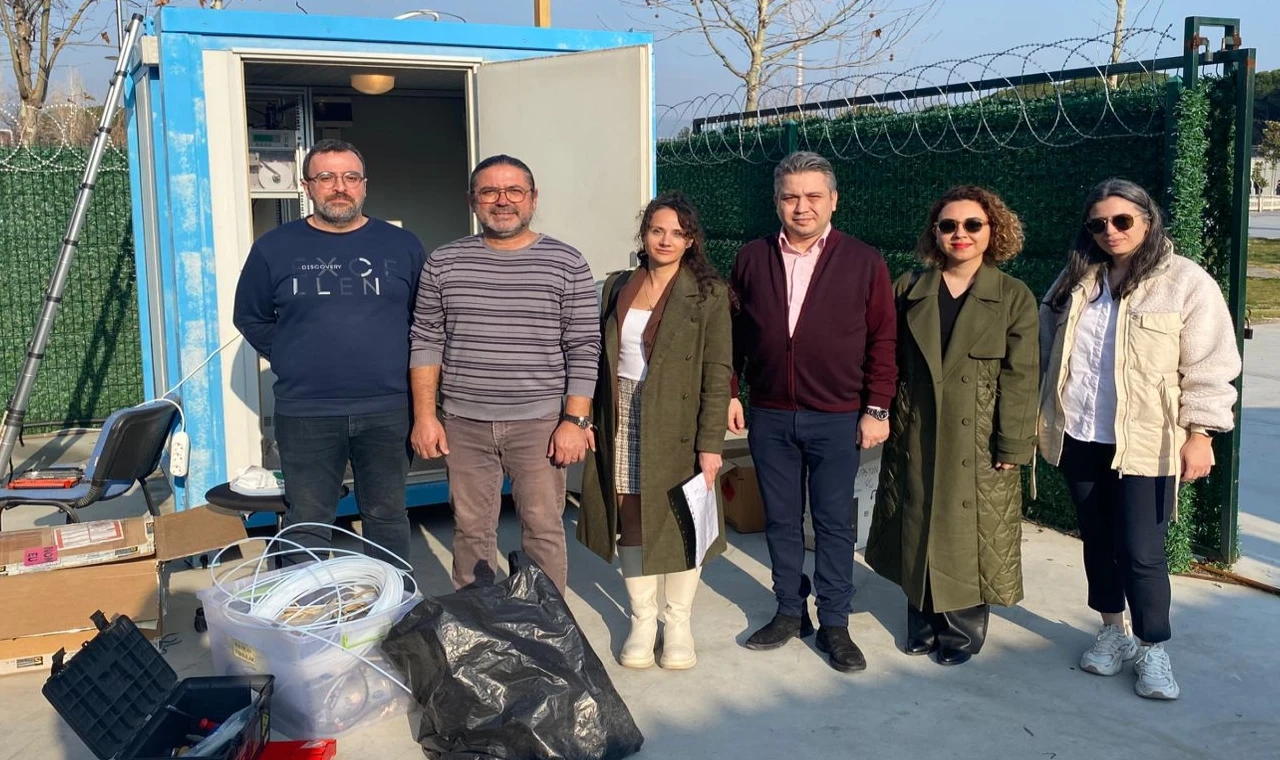 Soma’da hava kalitesinin ölçülmesine yönelik istasyon kurdu.
