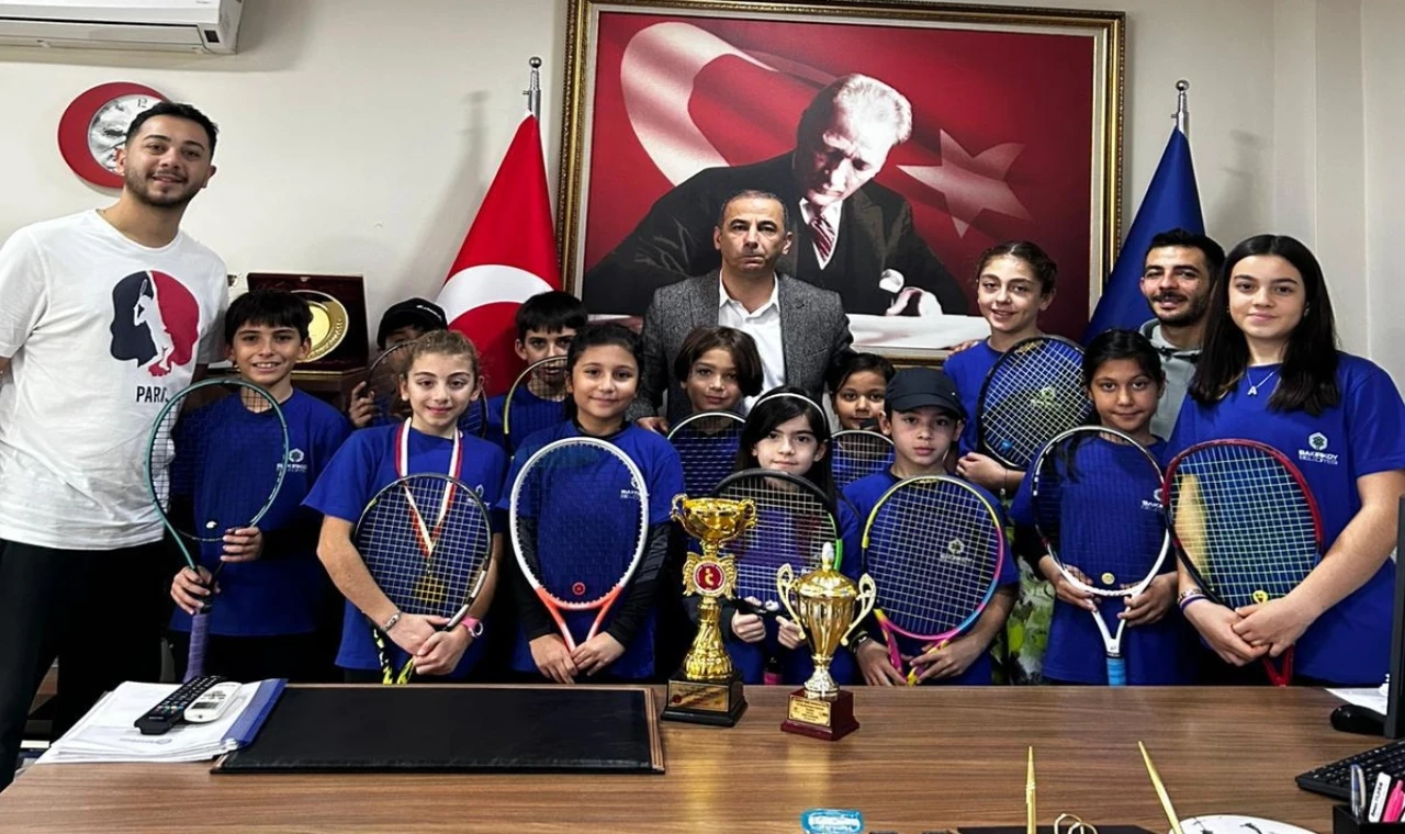Türkiye Tenis Federasyonu’nun düzenlediği Kış Kupası Türkiye Serisi’nde derece elde etti.