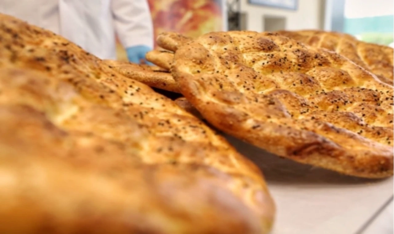 Ramazan pidesinin 20 TL’den satışa sunulacağını açıkladı.