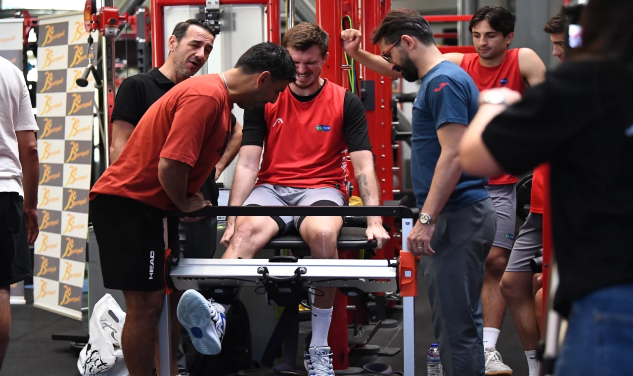 TOFAŞ’lı basketbolcular Vald performansından geçti