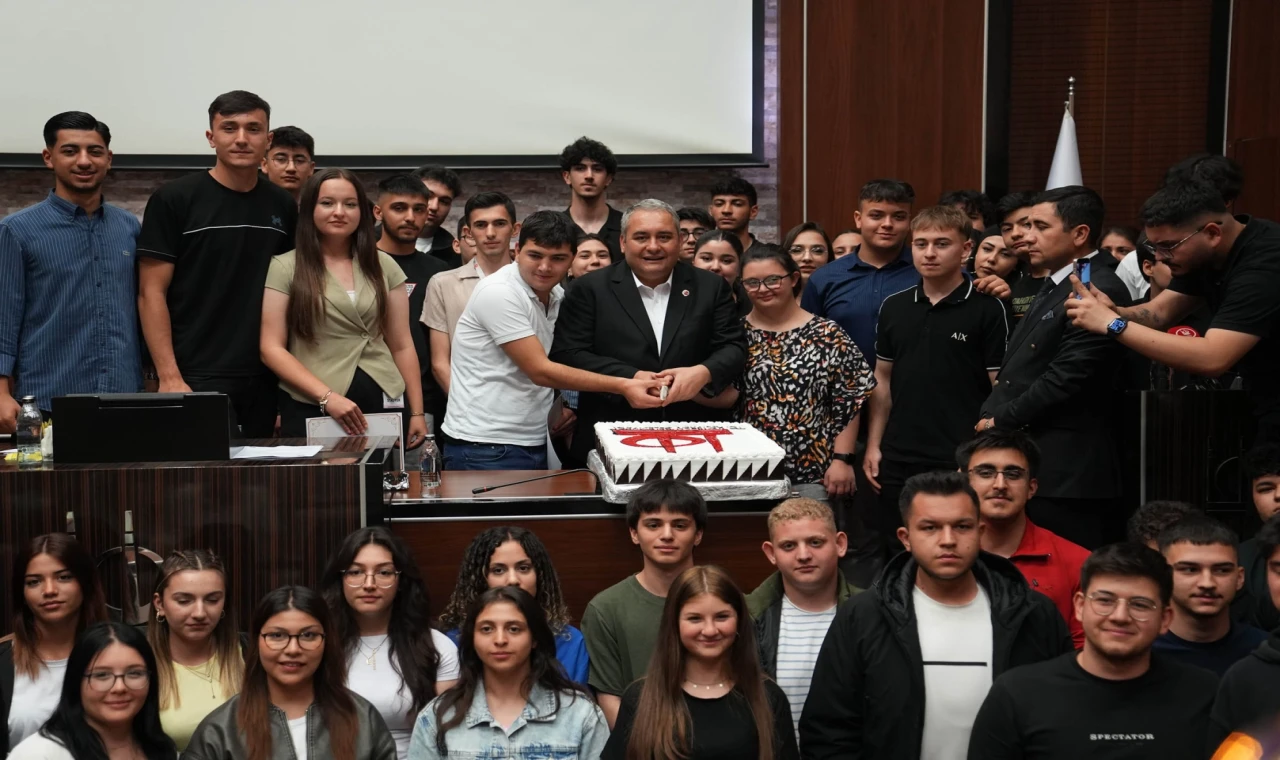 Ankara Keçiören’in stajyerleri sertifikalandı
