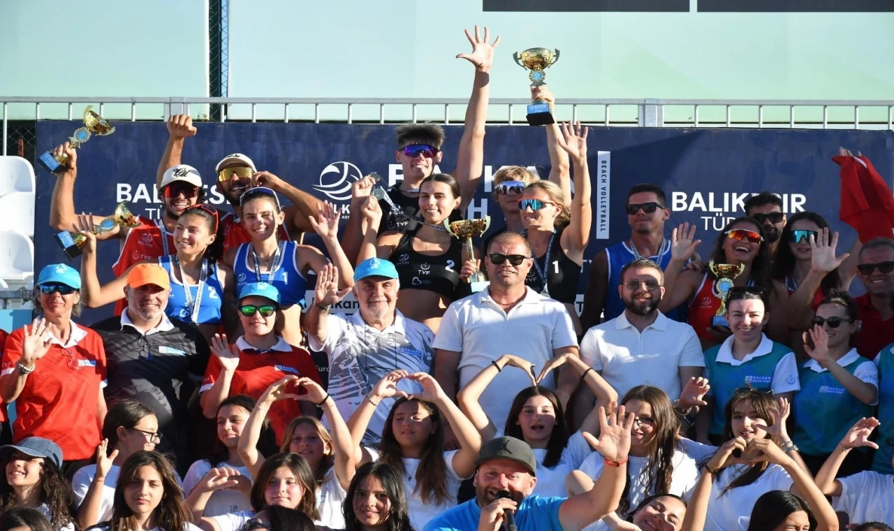 Balıkesir’de Plaj Voleybolu Balkan Şampiyonası sona erdi