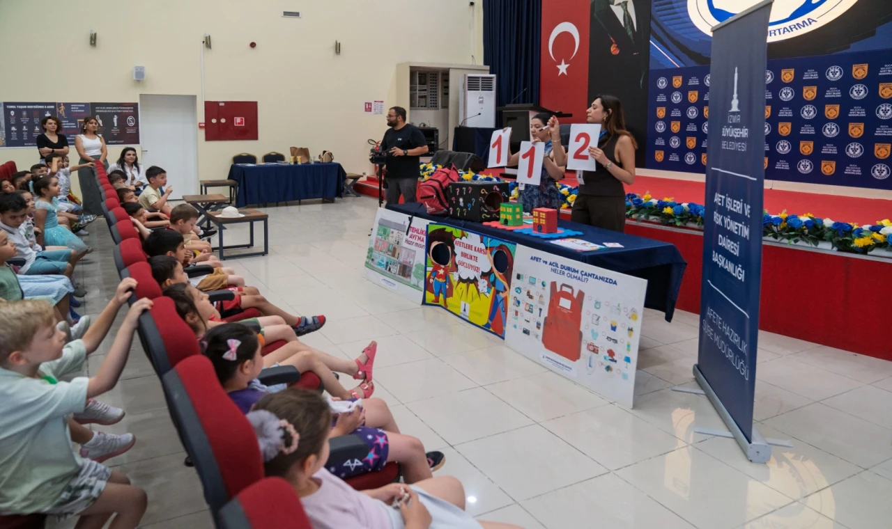 İzmir’de afet bilinci küçük yaşta kazandırılıyor