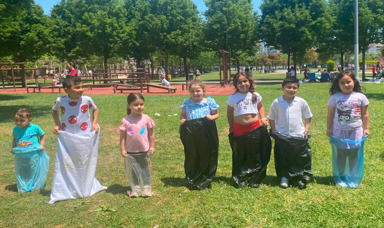 Maltepe’de öğrenciler eğitim yılını piknikle kutladılar