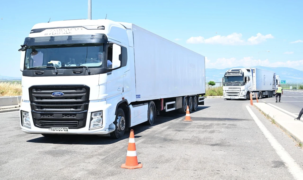 Manisa Büyükşehir’den üreticiyi ve tüketiciyi koruyan denetimler