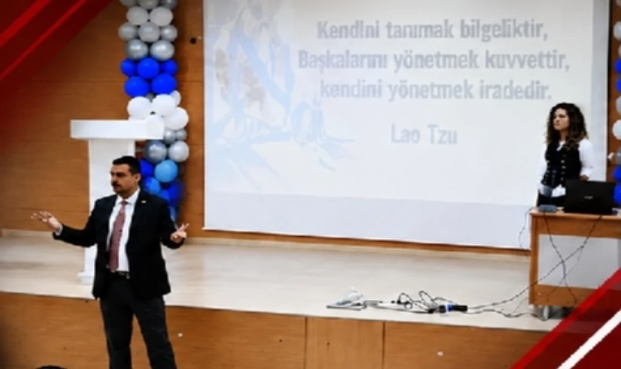 Ağrı’da sağlık çalışanlarına iletişim eğitimi
