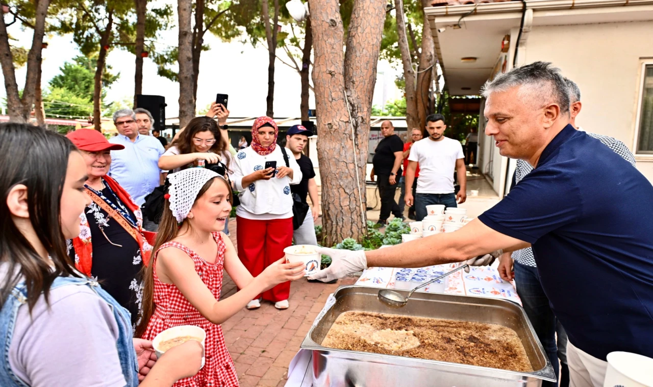 Antalya Muratpaşa’da ’engelsiz’ ikram
