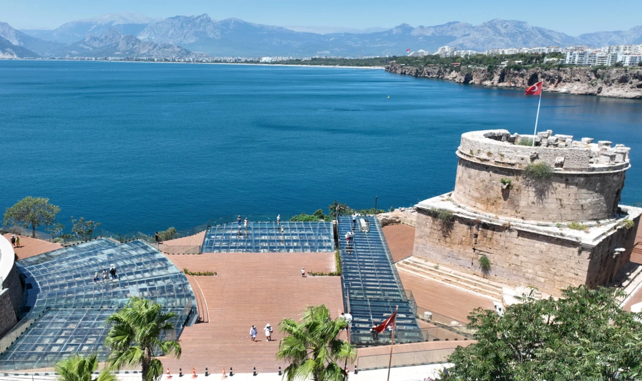 Antalya’da Hıdırlık Kulesi yeniden ziyarete açıldı