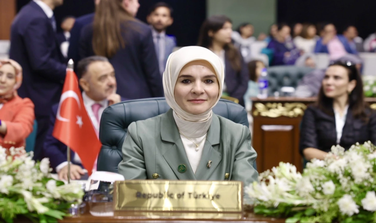 Bakan Göktaş’tan İİT Zirvesi’nde Gazze ve kadınların güçlenmesi vurgusu