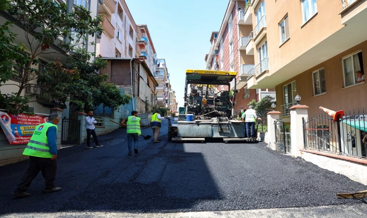 İstanbul’da Başkan Köymen, sahadaki çalışmaları yerinde inceledi