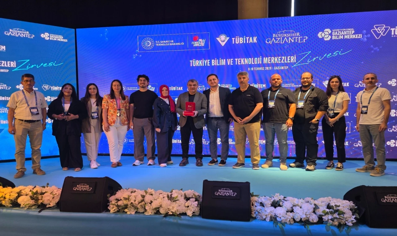 Kocaeli Büyükşehir’in bilim vizyonuna ödül