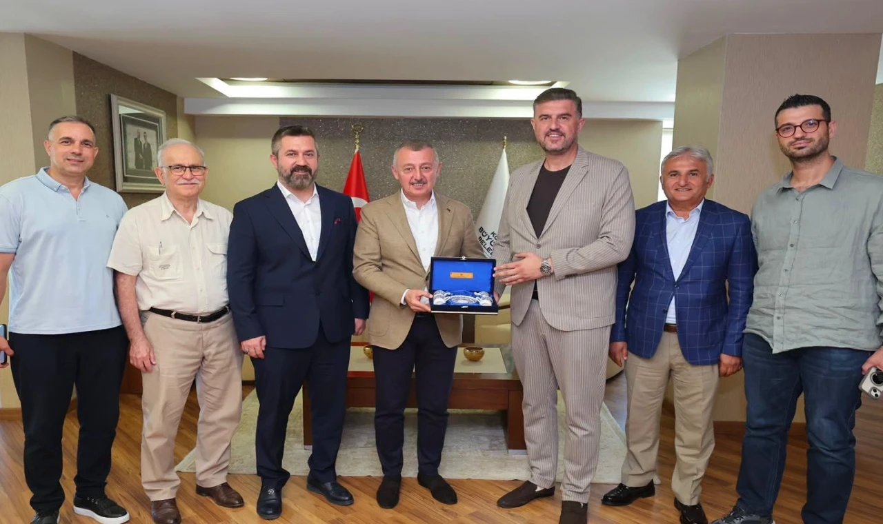 Kocaeli’de Başkan Büyükakın STK temsilcilerini ağırladı
