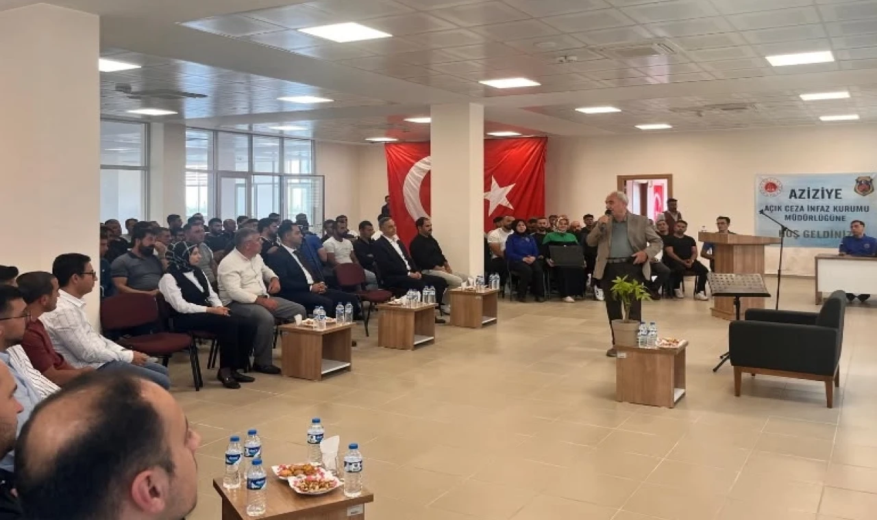 Şair-yazar Nurullah Genç, hükümlülerle ’şiir ve edebiyat’ söyleşisinde buluştu
