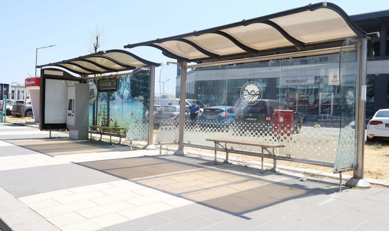 Sakarya’da QR akıllı duraklar hayata geçiyor