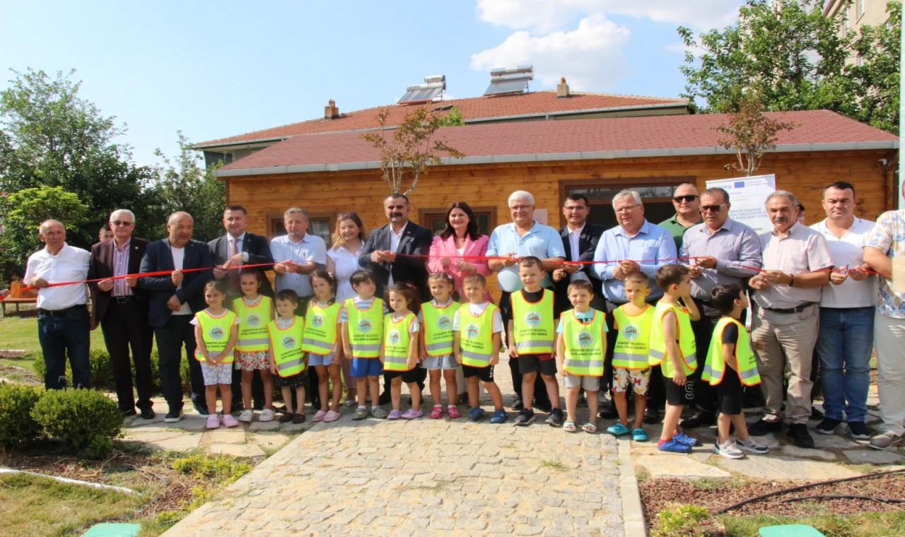 Uzunköprü Belediyesi’nden AB hibeli İklim Dostu park açılışı