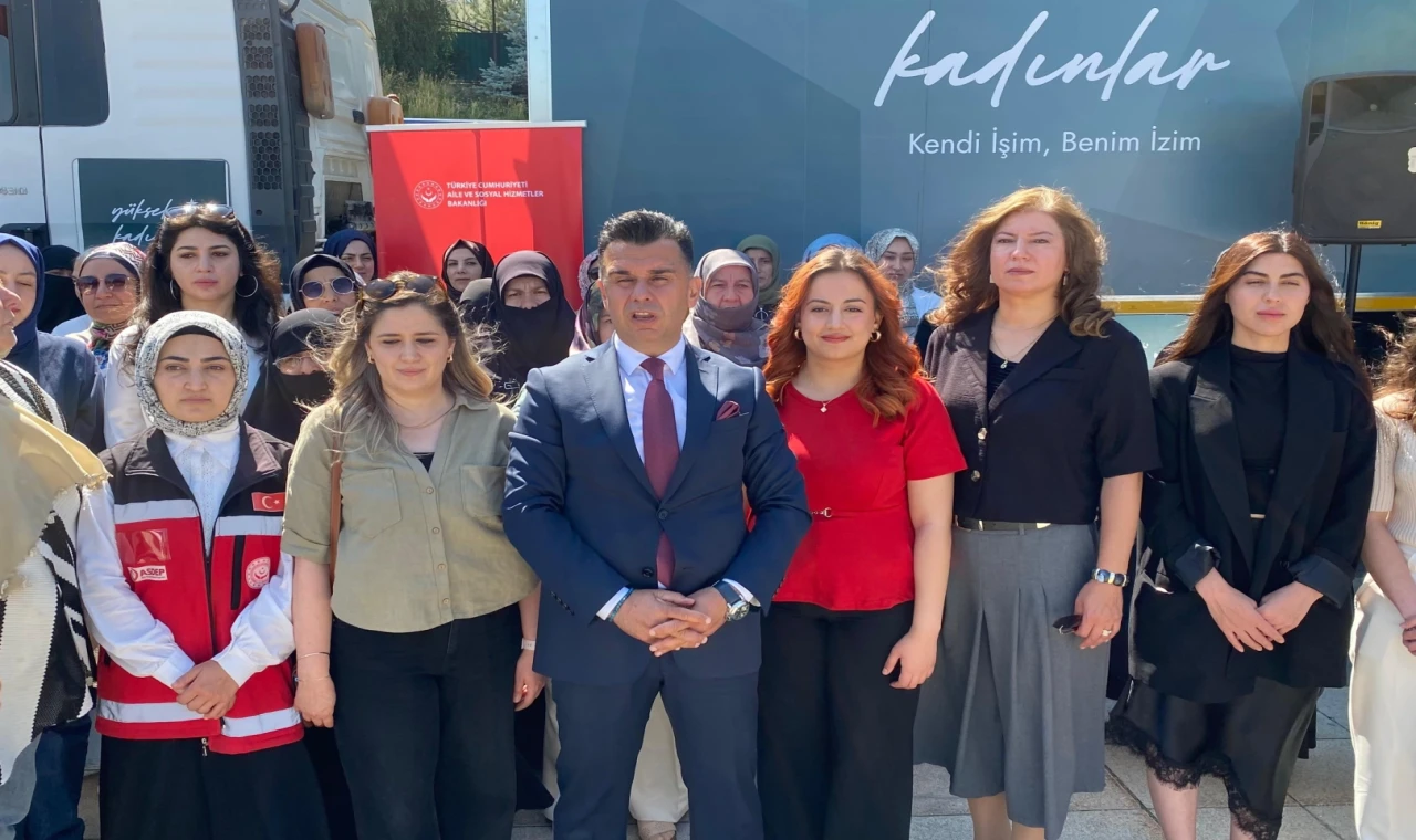 ”Yükselen Kadınlar Girişimcilik Eğitim Tırı” Erzurum’da