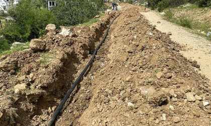 Antalya Büyükşehir’den Aksekili üreticilere sulama borusu desteği