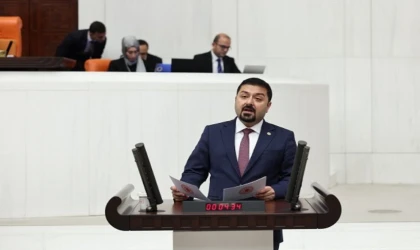CHP’li Yazgan iktidara yüklendi