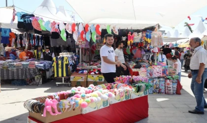 Kocaaeli’de Alışveriş Festivali esnafla vatandaşın yüzünü güldürdü