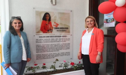 Prof. Dr. Canan Dağdeviren’den İzmit’e övgü dolu paylaşım