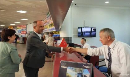 İzmit’in esnaflarını dinlemeye devam