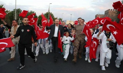 KTO, KAYSO ve KTB, 15 Temmuz Milletin Zaferi’nde meydanda nöbetteydi