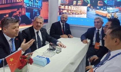 Türk ihracatçılar Urumçi’de yeni işbirliklerine imza attı