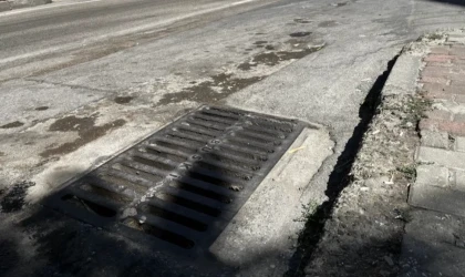 Bursa’da bu caddenin altyapı sorunu vatandaşı bezdirdi
