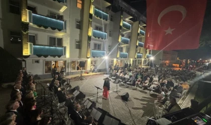 Oylat’ta unutulmaz musiki gecesi