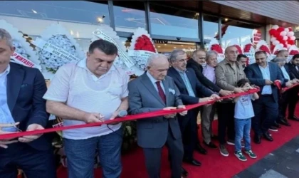 AK Parti Sözcüsü açıkladı... Rize’de belediye başkan ve yöneticileri disipline sevk edildi!