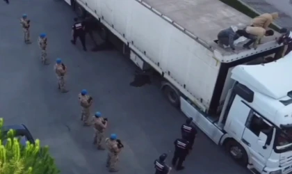 Son bir ayda 4 bin 40 düzensiz göçmen yakalandı