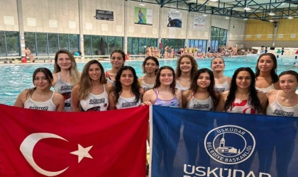 İstanbul Üsküdar Belediyesi’nden sualtı hokey takımı