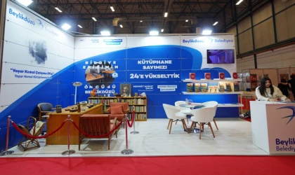Yaşar Kemal’in özel eşyaları Beylikdüzü standında