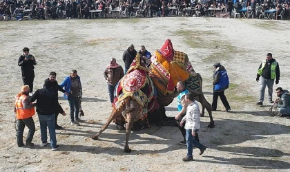 Burhaniye ile birlikte çevre il ve ilçelerden de yüzlerce insanın katılacağı festival, her yıl olduğu gibi bu yıl da coşkuyla geçmesi bekleniyor.
